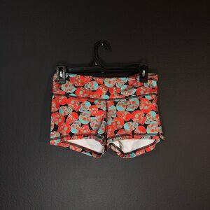Skull Fleo Shorts 3” inseam